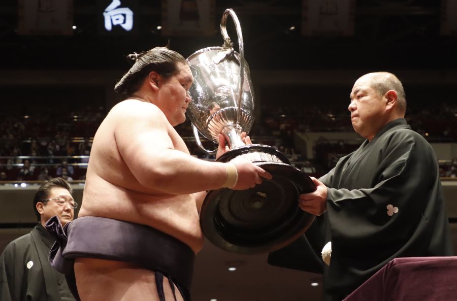 Yokozuna Terunofuji G.GanErdene wins 7th career title