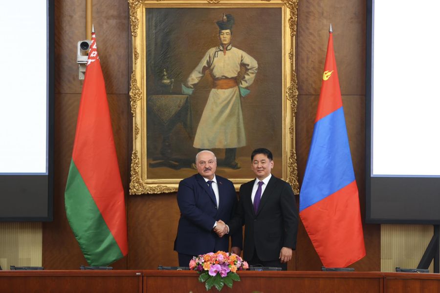 Монгол Улсын Ерөнхийлөгч У.Хүрэлсүх, БНБУ-ын Ерөнхийлөгч А.Г.Лукашенко нар  албан ёсны хэлэлцээ хийлээ