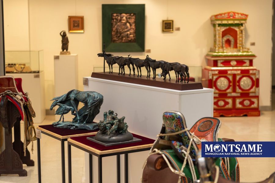 Masterworks of Modern Mongolian Craftsmen Exhibited at the Chinggis Khaan National Museum
