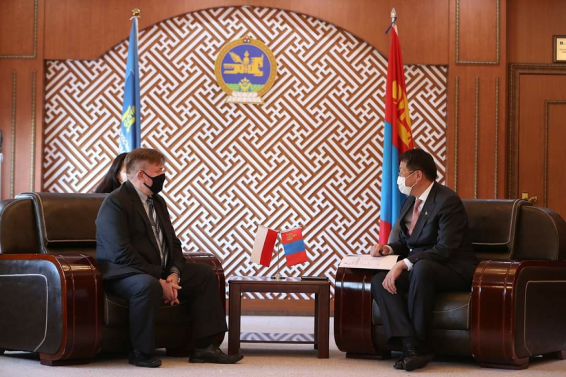 Education Minister meets Polish Ambassador
