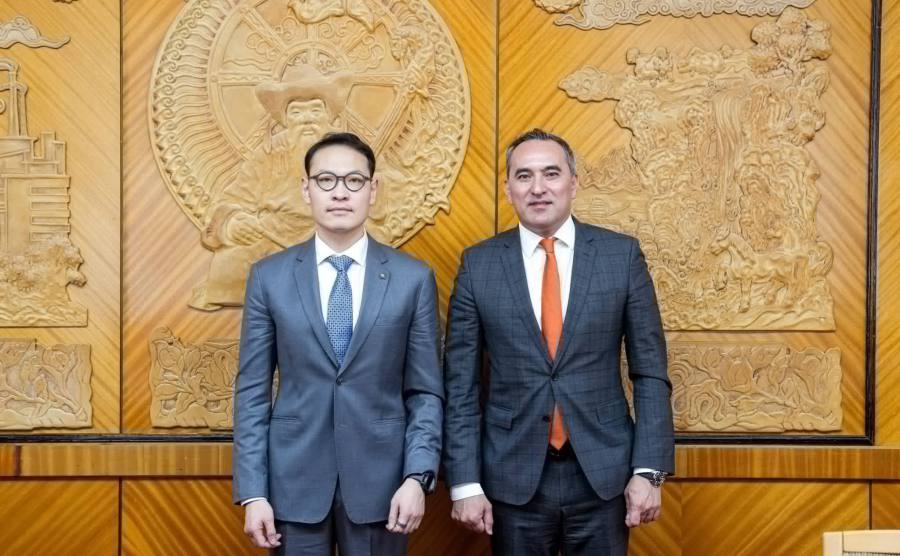 Cooperation to Focus on Developing International-Standard Healthcare Infrastructure