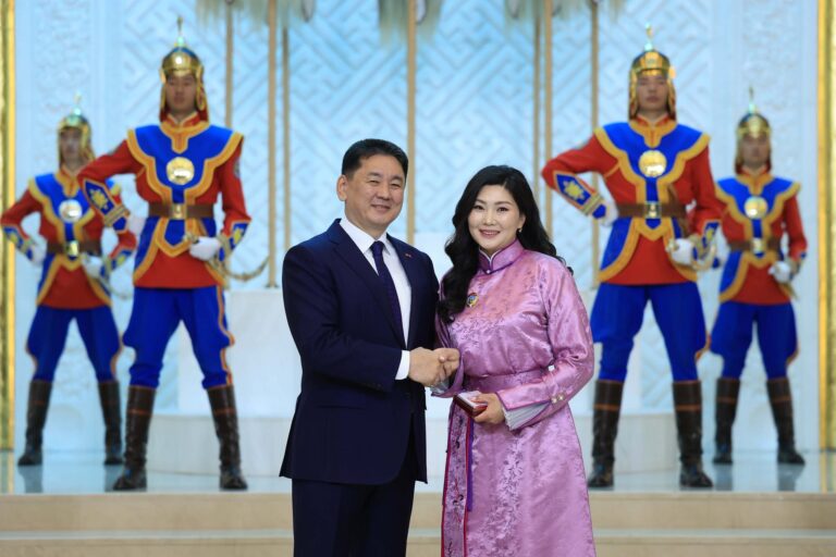 President Khurelsukh Awards Orders of Maternal Glory to Mothers