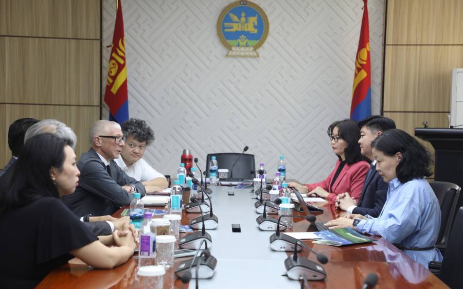 Meeting Held with Representatives of ‘Eternal Mongolia’ Initiative