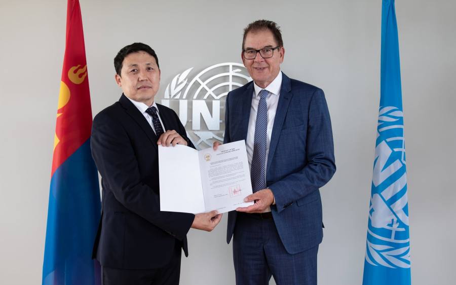 Mongolia’s Permanent Representative Presents Credentials to UNIDO Director General
