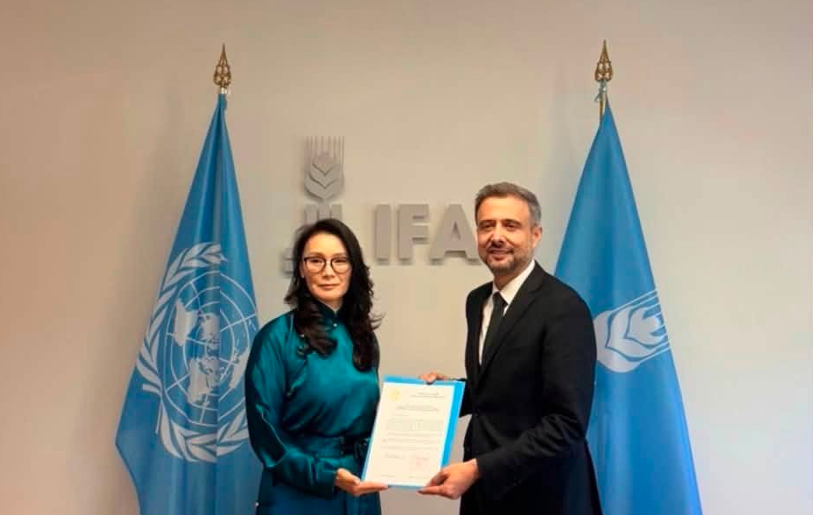 Ambassador of Mongolia Presents Letter of Credence to President of IFAD